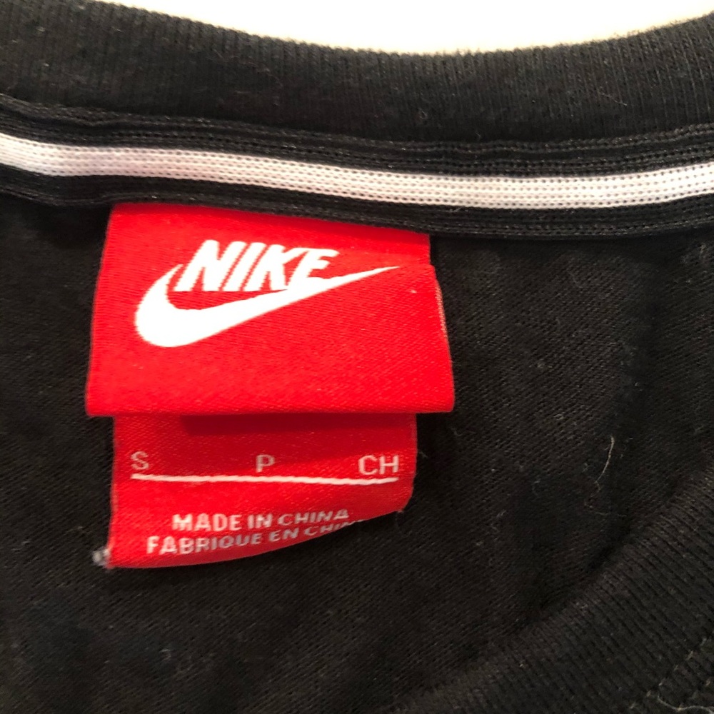 Nike muscle tank